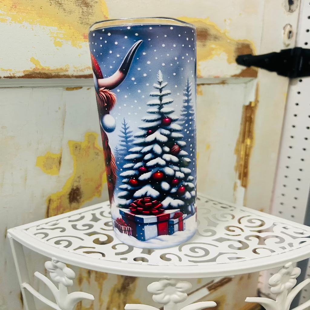 Festive Highland Cow Tumbler